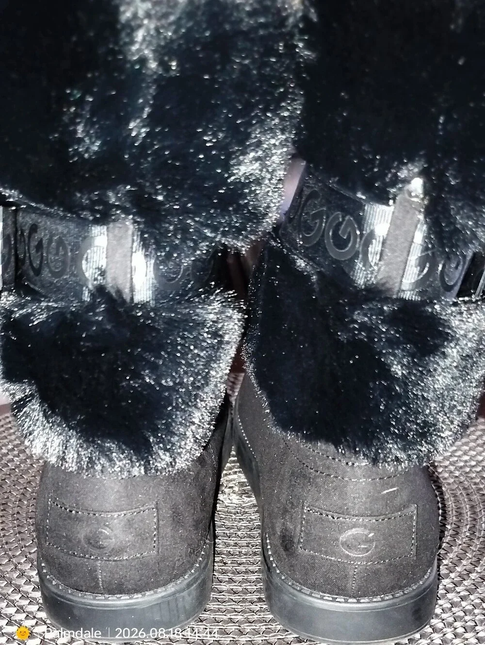 Women's Black Casual Slip-On Winter Boots